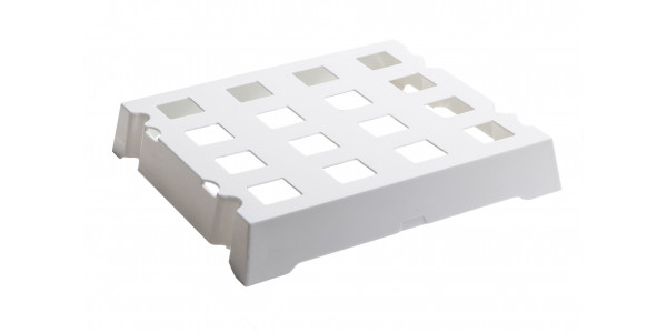 White ABS tray of 16 S’Panito baskets