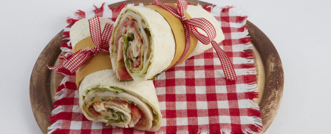 Tortillas con grancrema al parmigiano, zucchine e tacchino