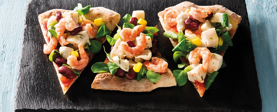 Pizza mazzaccolle, seppia, fagioli rossi e mais