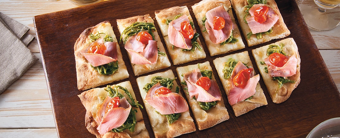 Pizza pala con salicornia, tonno e dorati