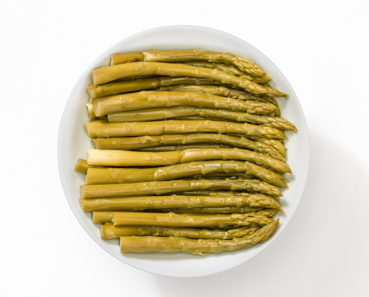 Asparagi verdi lunghi lessati - Long green boiled asparagus