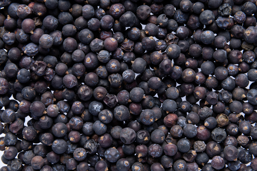 Bacche di ginepro intere (Baies de genièvre entières)