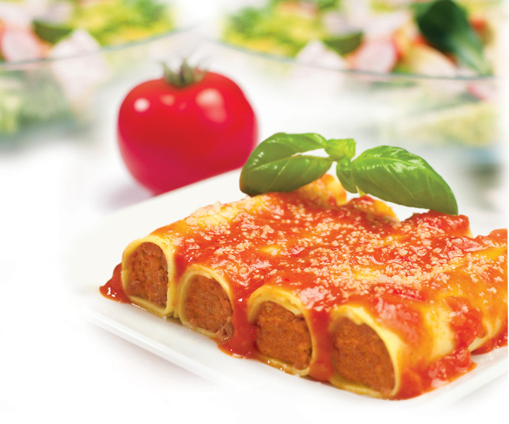Cannelloni di carne alla Pomodorina (Cannelloni mit Fleischfüllung und Tomatensauce „Pomodorina“)