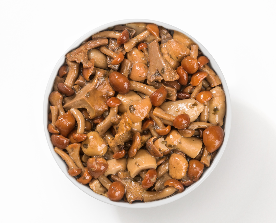 Cocktail di funghi trifolati - Cocktail of mushrooms sauteed with garlic, parsley and oil