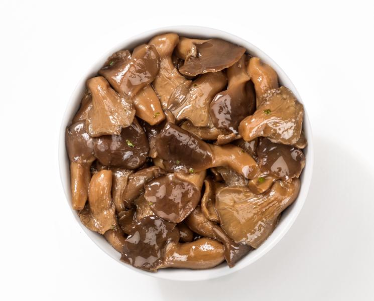 Funghi Pleurotus trifolati - Pleurotus Mushrooms with Olive Oil, Garlic and Parsley