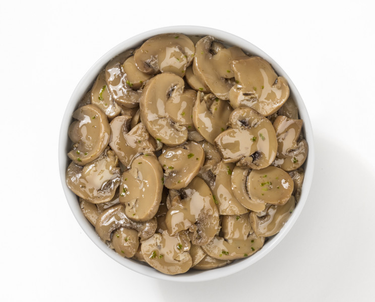 Funghi prataioli Trifolati - Button mushrooms with olive oil, garlic and parsley