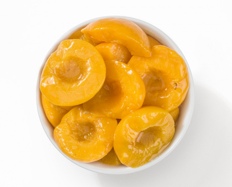 Pesche allo sciroppo (Peaches in syrup)