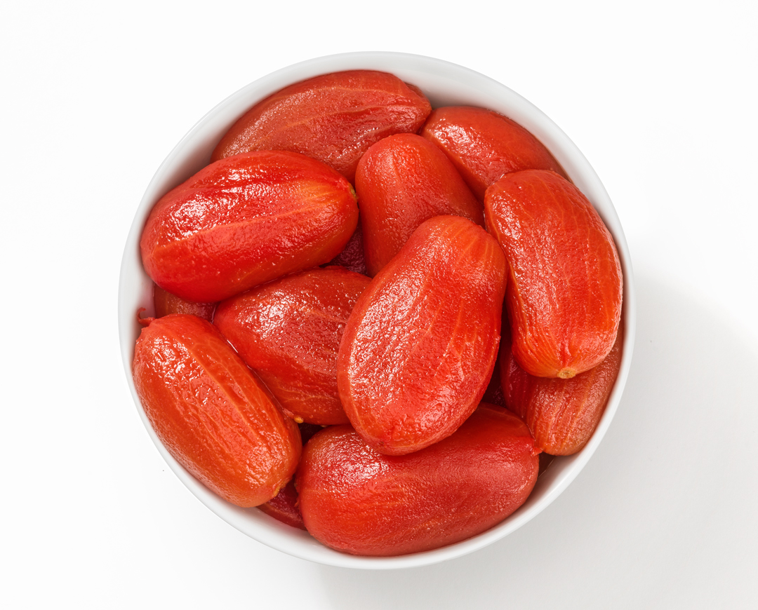 Pomodori pelati interi biologici nel loro succo - Whole organic peeled tomatoes in their juice
