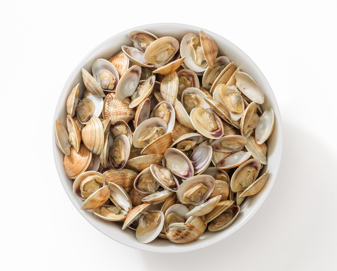Vongole dell'Adriatico con guscio al naturale - Unshelled Adriatic clams naturally preserved