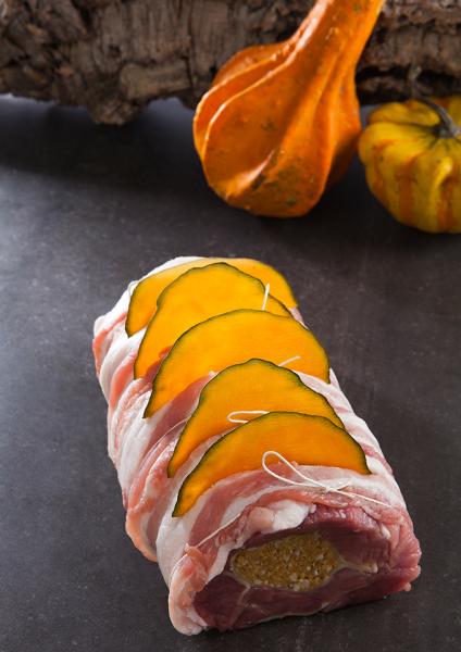 ARROTOLATO DI VITELLO CON PORCINI E CREMA DI ZUCCA