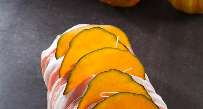 ARROTOLATO DI VITELLO CON PORCINI E CREMA DI ZUCCA