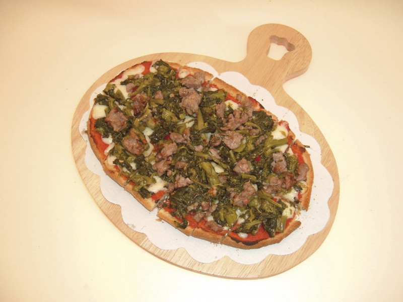 BRUSCHETTA FRIARIELLI E SALSICCIA