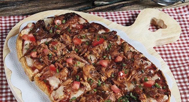 BRUSCHETTA PULLED PORK