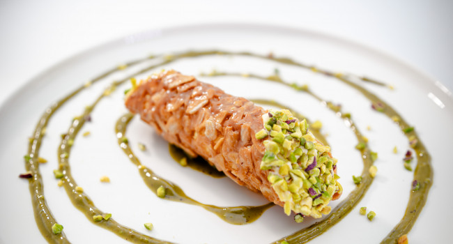 Cannolo pistacchioso al tiramisù