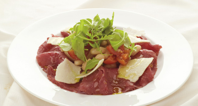 Carne Salada with cannellini beans and rocket salad