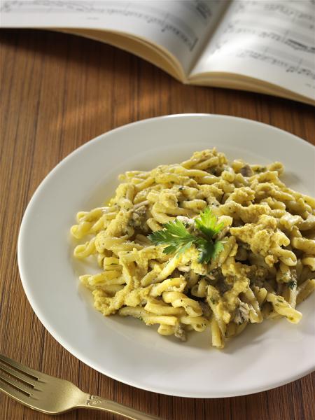 CASERECCE CON ALICI, PISTACCHI E PESTO DI AGRUMI