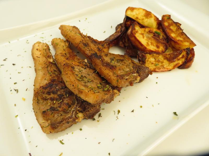 COSTOLETTE DI AGNELLO SPEZIATE