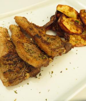 COSTOLETTE DI AGNELLO SPEZIATE