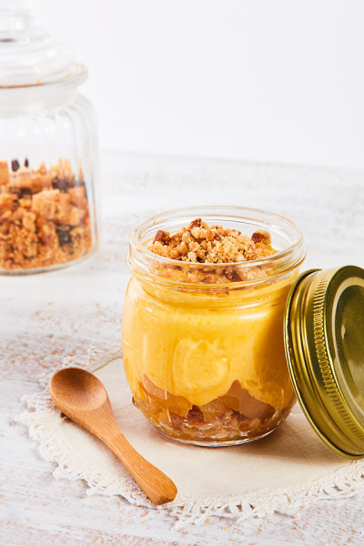 CREMA CATALANA CON MELE E CANNELLA