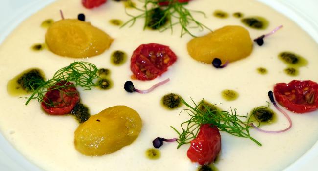 CREMA DI RISO CON DORATI, DATTERINI GIALLI E PESTO DI SENAPE