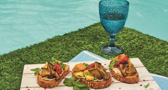 CROSTONI DI PANE ALLE VERDURE