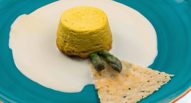 FLAN DI ASPARAGI CON FONDUTA AL GORGONZOLA