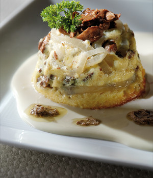 Chanterelles flan  with 5 cheeses sauce