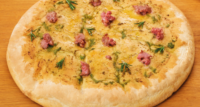 FOCACCIA WITH CREAMY ROSEMARY SAUCE AND SAUSAGE MEAT