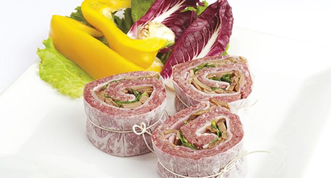 Schnecke mit Champignons und gekochter Schinken