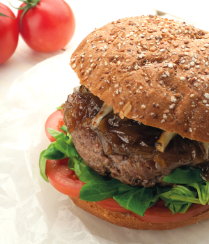 Hamburger con cipolla caramellata
