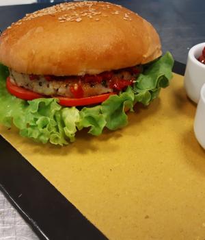 HAMBURGER DI QUINOA VEGANO