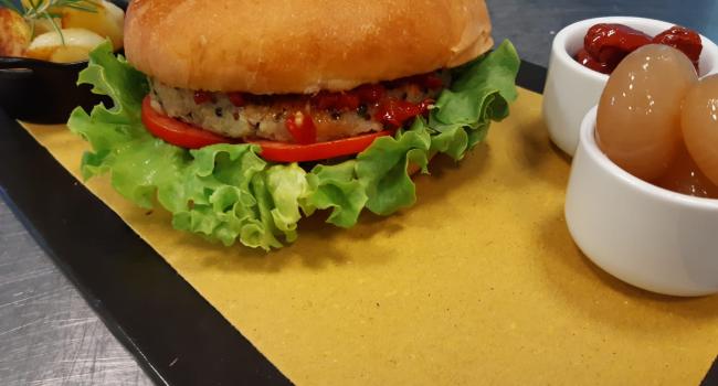 HAMBURGER DI QUINOA VEGANO