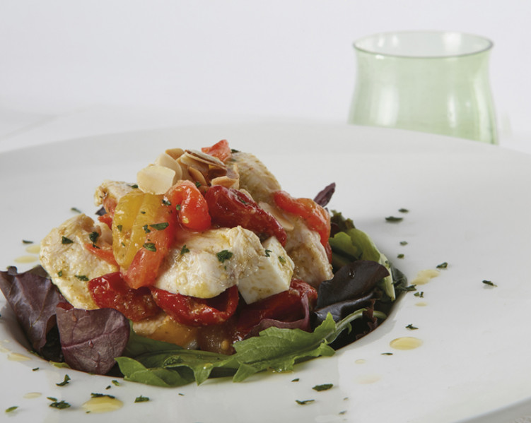 HÄHNCHENSALAT MIT SENFAROMA