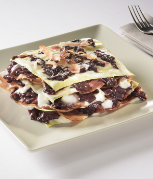 LASAGNES AVEC SAUCE DE CHICORÉE ET SPECK