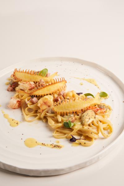 LINGUINE ALLA CARBONARA AI SAPORI DI MARE