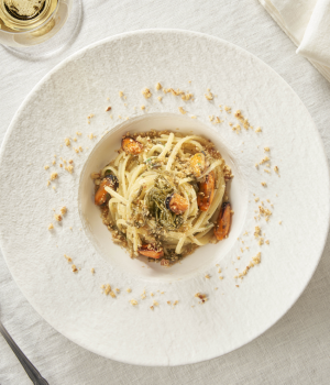 Linguine with mussels, samphire and toasted almond breadcrumbs