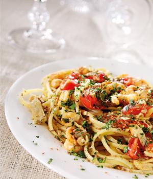 Linguine with artichokes and prawns