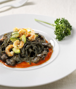 Linguine with cuttlefish and prawns