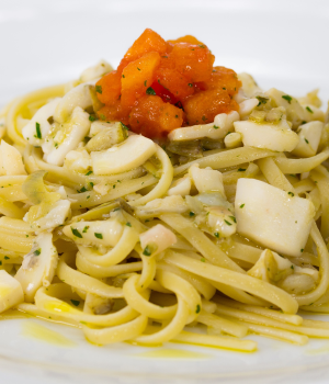 Linguine con Sepia y alcachofas