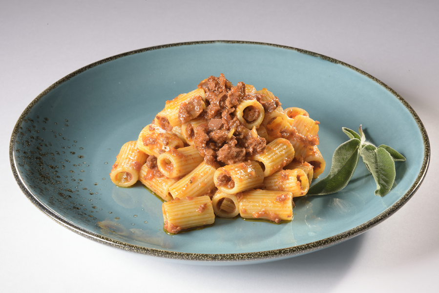 MEZZE MANICHE AL RAGÙ VEGANO