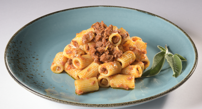 MEZZE MANICHE PASTA WITH VEGAN RAGOUT