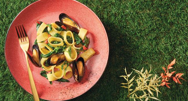 MEZZE MANICHE MIT STÄNGELKOHL UND MIESMUSCHELN