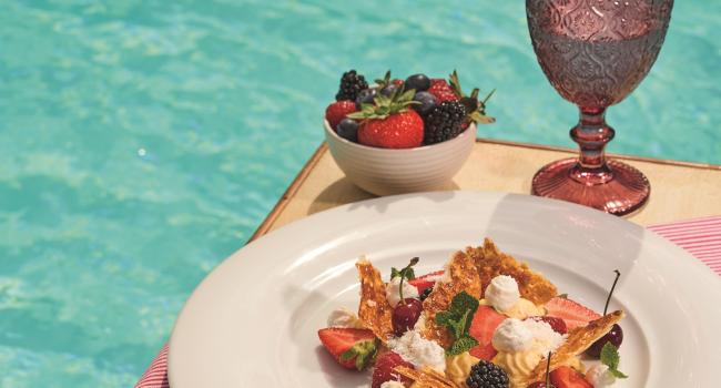 MILLEFOGLIE SCOMPOSTA AI FRUTTI ROSSI