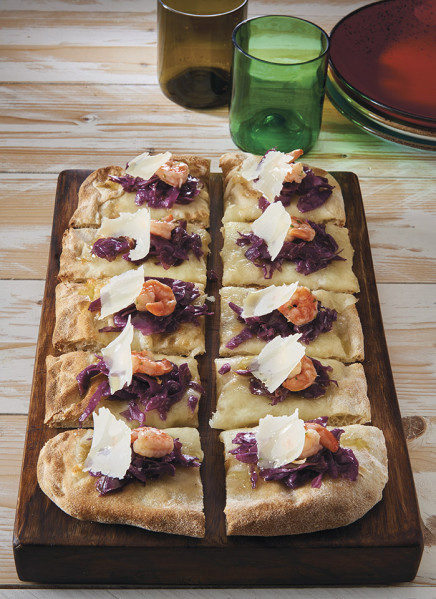 Pizza P.A.L.A. with Red cabbage, Prawns and Parmigiano Reggiano