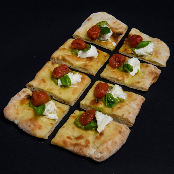 P.A.L.A. PESTO ALLA GENOVESE, MINI RED E BURRATA