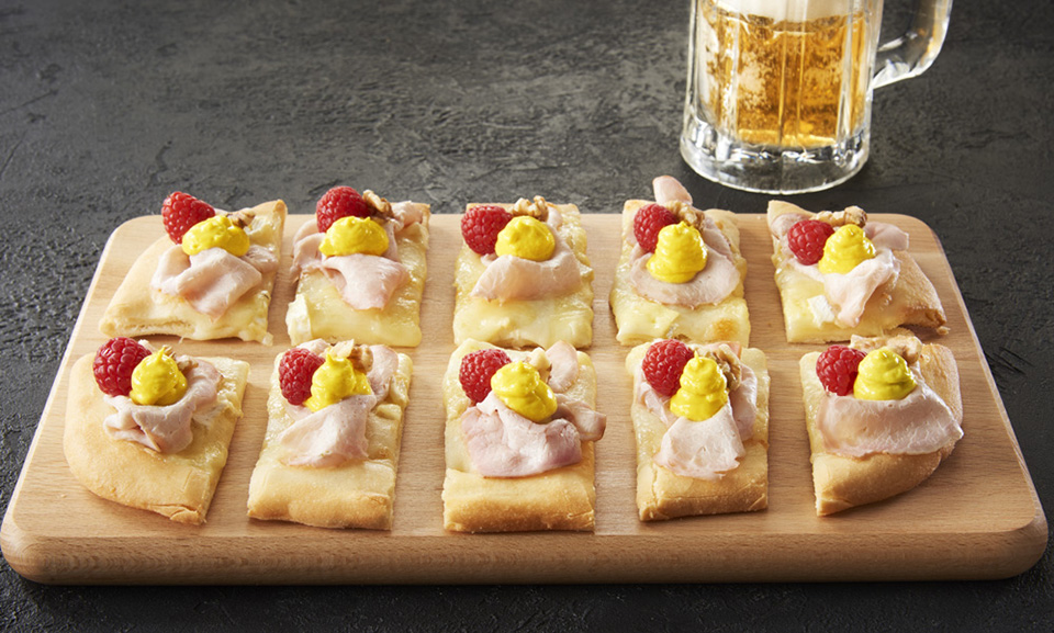 P.A.L.A. SENZA GLUTINE CON BUFALA E BRIE, LONZA E SALSA MANGO, CURRY E ZENZERO