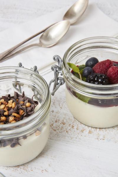 PANNA COTTA IN A JAR