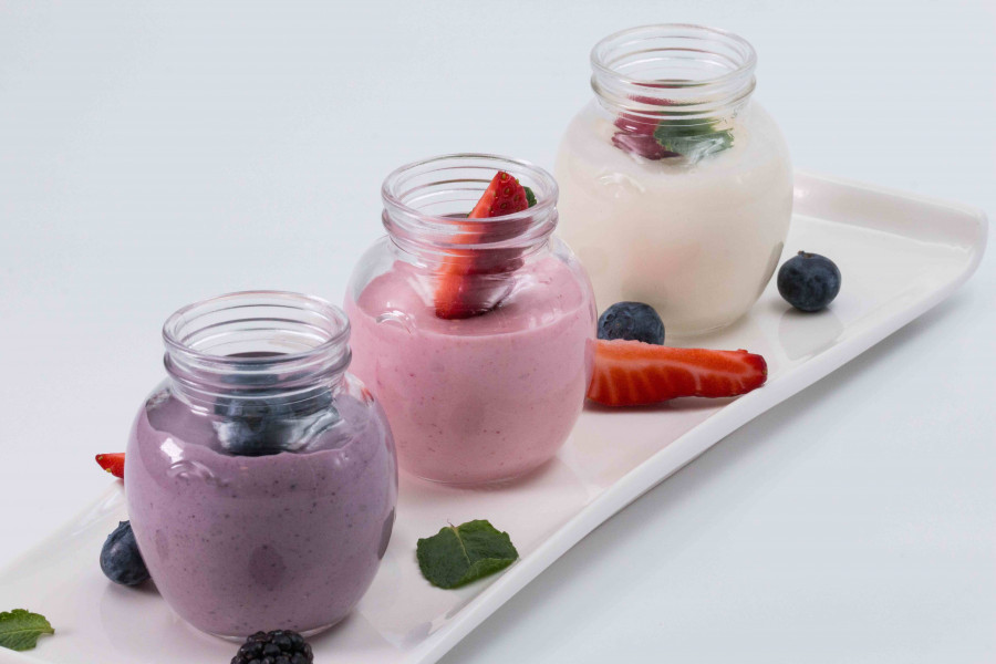 Panna Cotta with Blueberries and Strawberries