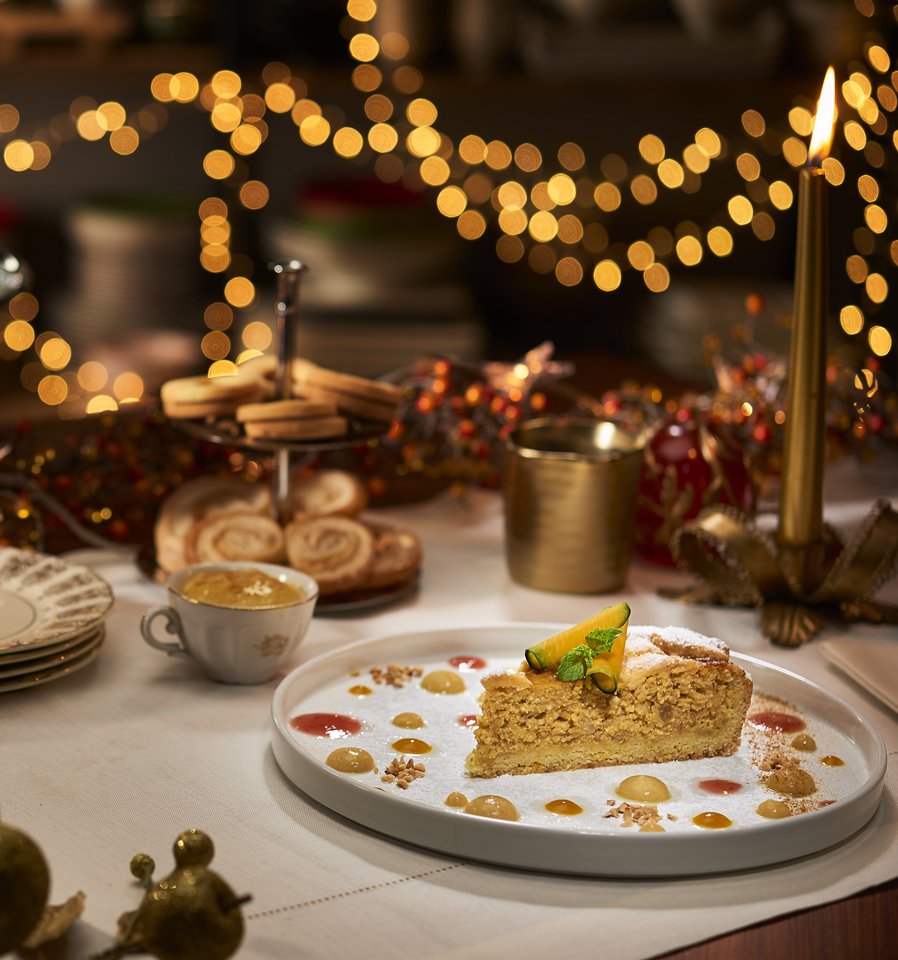 PASTIERA ALLA ZUCCA E AMARETTI CON CREMA INGLESE ALLA CANNELLA