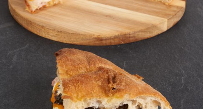 PIZZA AL PADELLINO - LA MONTANARA